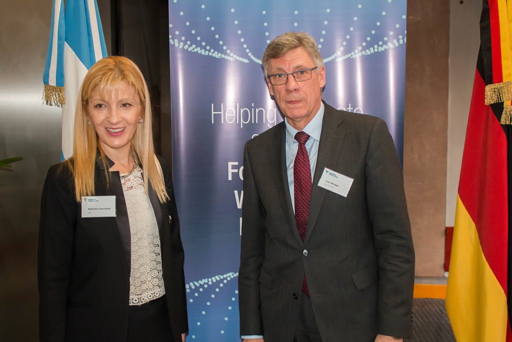 Gabriela Cannatelli, Presidente de Fresenius Medical Care Argentina y Lutz Stroppe, Secretario de Salud Alemán 